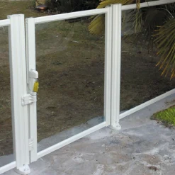 Piscine Soleil -Piscine Soleil 422358 imgWEB Portillon securise alu 1 5434